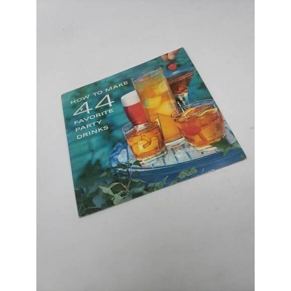 Southern Comfort Make 44 Favorite Party Drinks Booklet Magazine Insert 1960s VTG - Picture 3 of 9